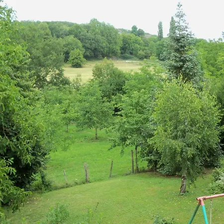 Hébergement de vacances Charmante Maison Perigourdine Avec Jardin Clos, Cheminee Et A Proximite Des Sites Prehistoriques - Fr-1-616-291 Grezes (Dordogne)