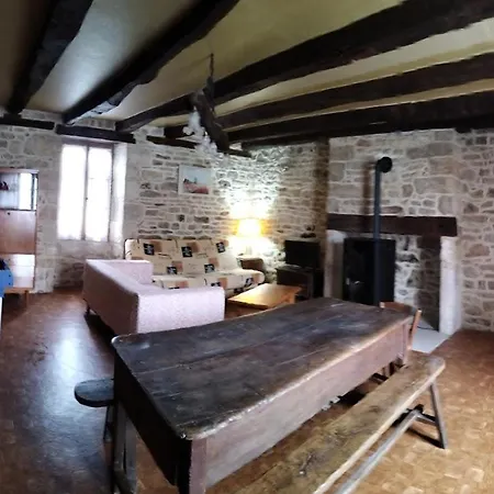 Maison Perigourdine Familiale Proche Sites Prehistoriques - Fr-1-616-291 * Grezes (Dordogne)